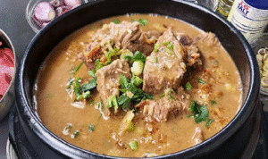 Coto Makassar Recipe with Rich Spiced Peanut Soup, complete with detailed ingredient measurements, step-by-step instructions, fail-safe tips, and FAQs. Perfect for beginners, with a winning taste.